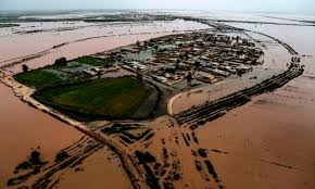 Tote in überfluteten kellern, eingestürzte häuser, wassermassen in den straßen: Flutkatastrophe Land Unter Im Iran Kleinezeitung At