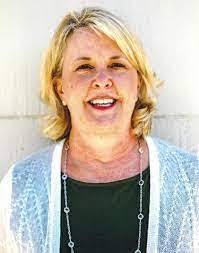 Suzette Solomon's Instagram, Twitter & Facebook