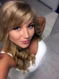 We offer you many online chat rooms for free to make new friends and meet people that you have common interests with them. Online Dating Without Registration