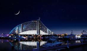 Jumeirah Beach Hotel Beach Hotels In Dubai Jumeirah Beach Honeymoon Destinations Beach Hotels Dubai Hotel