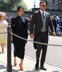 Entdecken Sie Die Details Die Den Unterschied Zum Besten Street Style Machen Einzigartige Me Konigliche Hochzeit Prinz Harry Hochzeit Manner Hochzeit Outfits