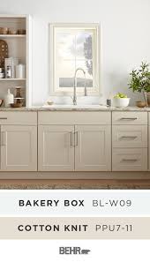 Neutral Paint Colors Have Never Looked So Good This Traditional Kitchen Features Shades Of Whit Traditional Kitchen Paint Kitchen Cabinet Colors Kitchen Paint