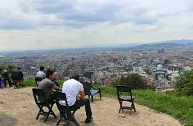 Varios ciudadanos se quejaron en redes sociales por la gigantesca congestión que sufrieron en el oriente de. Fun Things To Do In Bogota Colombia