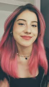 Yo cada vez que un usuario random de Internet opina que ya debería soltar  el pelo rosa🙄 , #fyp #pinkhaircolor