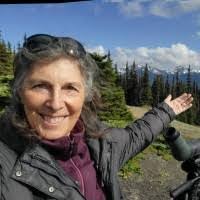 Heather Wallis's Instagram, Twitter & Facebook