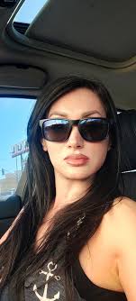 Bald is sexy for any gender