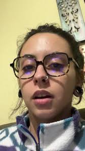 In seara asta merg la concert Denisa? TikTok