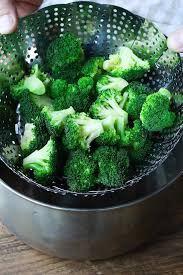 What's the best way to cook broccoli? Steamed Broccoli Recipe Tipbuzz