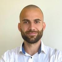 80+ profilů „Mikula“