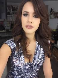 Natalie Pickles 娜塔莉engadiu unha...