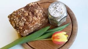 Stein und mörtel bauen ein haus, geist und liebe schmücken es aus. Brot Und Salz Zum Einzug Machnenphoto