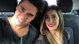Jun 15, 2021 · erick rianelli, repórter da tv globo rio, foi vítima de homofobia, após vídeo da declaração de amor ao marido, pedro figueredo, que também é jornalista da emissora, voltar a circular nos. Daniele Hypolito Sensualiza Na Danca Com O Marido No Rock In Rio Video Famosos Extra Online