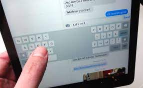 Ipad Tip Want To Type With Your Thumbs Split The Keyboard Here S The Thing