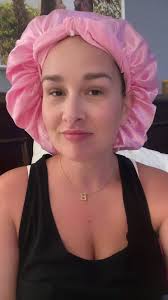 El regreso del marido a casa y su esposa trofeo