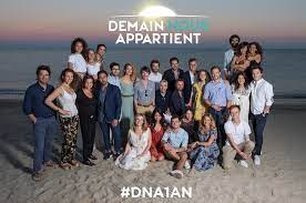 L'actrice qui est maintenant maman d'une petite nina née le 12 août 2020 et qui a également sorti un livre le 28 octobre dernier, intitulée c'est pas (si) compliqué, a annoncé il y a quelques semaines dans les colonnes de télé star, qu'elle. Demain Nous Appartient Spoilers Clementine Disparait Patrick Arrete Ce Qui Vous Attend La Semaine Prochaine Resumes Dna Du 8 Au 12 Octobre Stars Actu