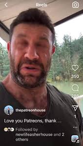 Dog Rescuer's Behavior and Methods Under Fire