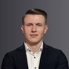 Der größte Fehler bei Unternehmens Social Media Accounts... Alles um eine  Person aufbauen. Nicht jede Führungskraft will auf Social Media sichtbar  sein. Und das ist okay. Deshalb nutzen viele…