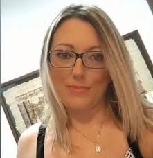 Eccaallà! 🤦🏻‍♂️ ❤ #andreagiambruno #soralella ❤ #carloverdone  #biancorossoeverdone #esselunga #erpiacionestressato