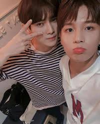 Talking To Strangers Online Was The Best Decision I Ever Made Fanfic Fanfic Amreading Books Wattpad In 2020 Woo Young Boy Groups Kim Hongjoong