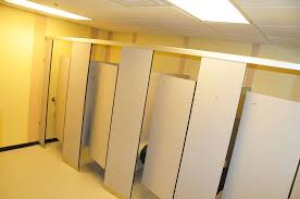Are You Looking For Toilet Partition In Dubai If So At Solera You Can Get The Best And Qua Bathroom Partitions Bathroom Stall Doors Grey Bathroom Wall Tiles