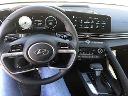 25 city/34 hwy/28 combined mpg. 2021 Hyundai Elantra Stylish Modern Affordable A Girls Guide To Cars