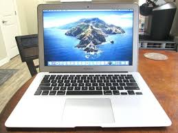 A new macbook air was introduced in october 2018, but apple is still selling the older macbook we examine the few things that the 2017 (or 2015) macbook air has in its favour and answer that. Macbook Air 2017 128gb Ssd 8gb Apple 13 Macbook Air 2017 Macbook Air Apple Laptop