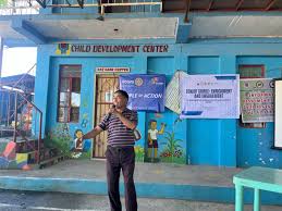 MDA students share knowledge with senior citizen