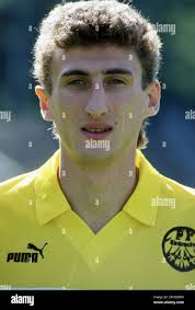 Frankfurt, Deutschland. 16th Aug, 2023. firo: football: football: archive  photos, archive photo, archive images, 1. Bundesliga season 1994/1995,  94/95, photo session, press date, portraits Eintracht Frankfurt Kakhaber  Tskhadadze, half figure, portrait ...