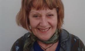 Shelley Perry's Instagram, Twitter & Facebook