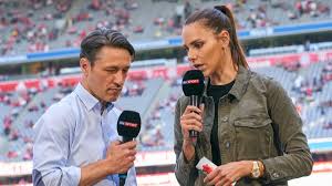 Esther sedlaczek wird es 2019 beruflich ein bisschen ruhiger angehen lassen: Esther Sedlaczek Sportschau Grosse Mann Und Kinder Chip