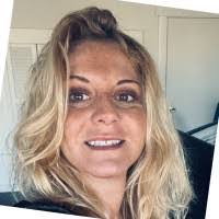 Allie Hauser's Instagram, Twitter & Facebook