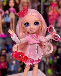 New Rainbow High Creative Crystals Dolls are HERE! Meet Iris Bow and say  hello to Bella Parker! Check out my latest video for an in-depth look and  resin demo! Plus a little