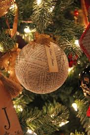 How To Make Handmade Book Print Christmas Ornaments Diy Christmas Ornaments Paper Christmas Decorations Christmas Decorations Rustic