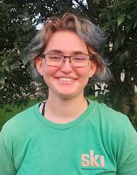 Knowlton Memorial Scholarships Go to Four Kenyon Students