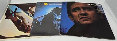 VINTAGE COUNTRY MUSIC VINYL RECORDS