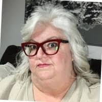 Kimberly Moriarty's Instagram, Twitter & Facebook