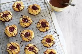 Classic British Biscuit Recipes Tesco Real Food In 2020 Tesco Real Food Best Biscuit Recipe Macaroon Recipes