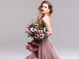 Bab.la non è responsabile per il loro. L Abito Da Sposa Colorato