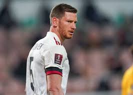 Dat spanje, twee jaar geleden verliezend finalist van het ek u21, vandaag tegen belgië ronkende namen in stelling nummer tien dani ceballos, in 2017 de beste speler van het ek u21, kreeg dit. Moeten De Rode Duivels Zich Zorgen Maken Over Hun Verdediging