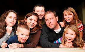 4 advantages of having a big family - East Idaho News