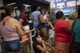 Lea aquí todas las noticias sobre brasil hoy: Brasil Muchos Pobres Aun Aguardan Ayuda Por Coronavirus