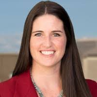 Laura Redden's Instagram, Twitter & Facebook