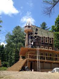 Danger Diary Veronica Varlow S Danger Dame Abandoned Places Historic Homes Architecture