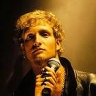 Layne Staley 1990's. Both old school, cool and one of the best lead singers  ever. : r/OldSchoolCool