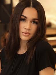 Madeline Casiano's Instagram, Twitter & Facebook