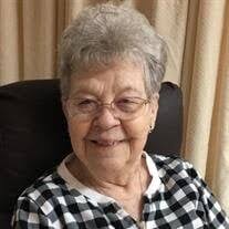 Frieda Mae Holt Obituary