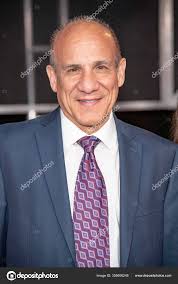 Paul Ben Victor Attends Netflix's Irishman Los Angeles Premiere Tcl — Stock  Editorial Photo © info@photographybyeugene.com #355606248