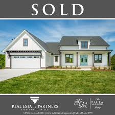 Just Sold 920 Equestrian Drive In The Farm If You Or Someone You Know Is In The Market To Buy Or In 2020 Selling Real Estate Chattanooga Real Estate Real Estate