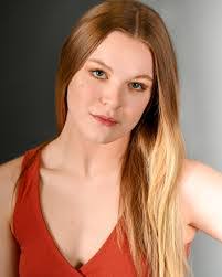 Francine Ott's Instagram, Twitter & Facebook