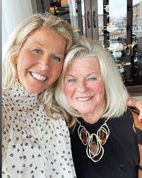 Meredith Beebe's Instagram, Twitter & Facebook